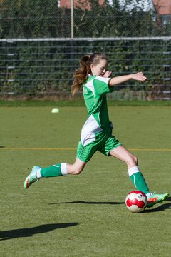 Bild 46 - C-Juniorinnen Kaltenkirchener TS - TuS Tensfeld : Ergebnis: 7:0